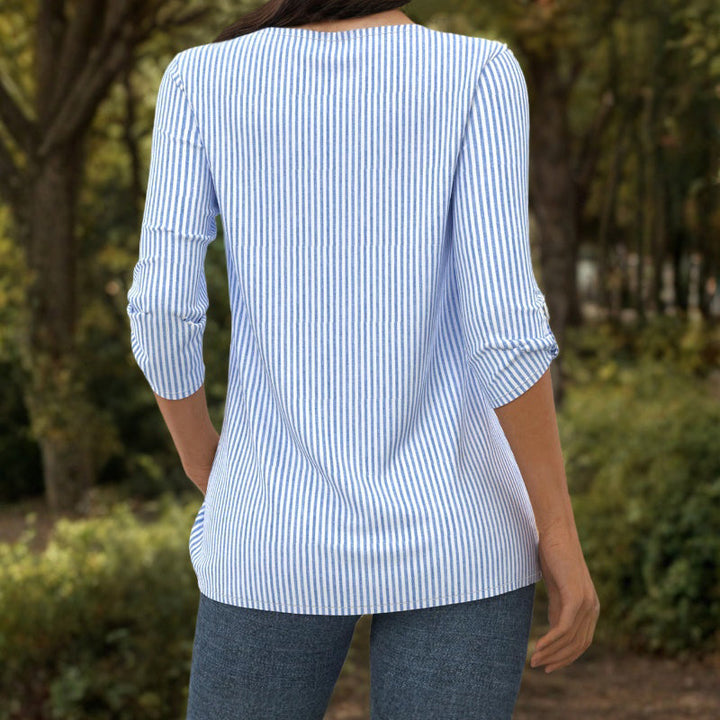 Avslappnad Randig Blus