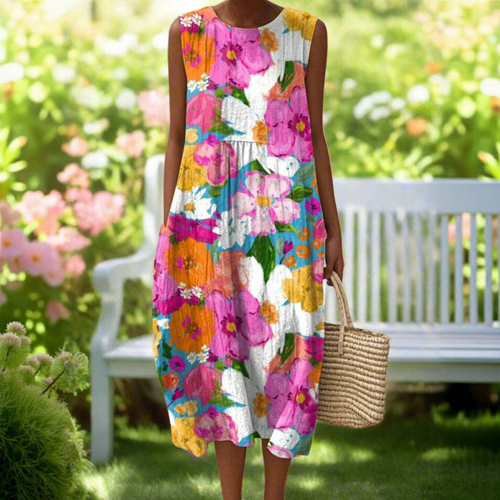 Färgglad Klänning Med Blommönster